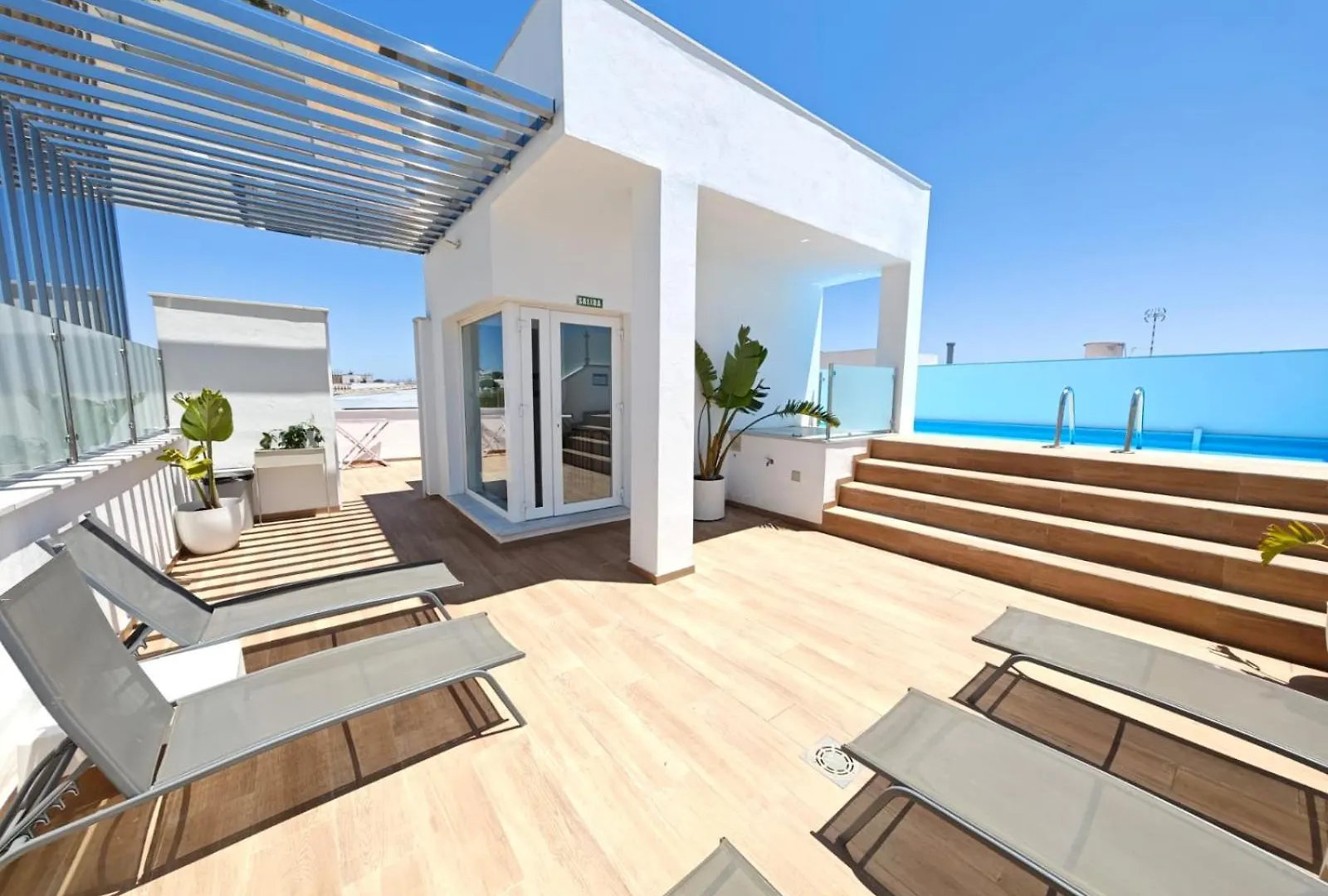 Apartment Apartamento A Estrenar En Planta Primera B Con Piscina Barbate