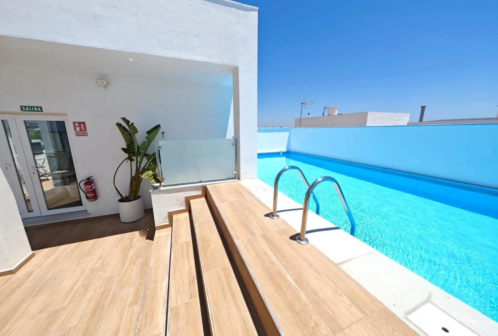 Apartment Apartamento A Estrenar En Planta Primera B Con Piscina Barbate Spain